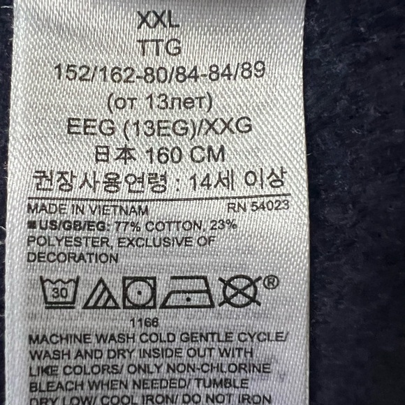 GAP Kids Navy Long Sleeve Tee with Multicolor Star - Picture 5 of 5